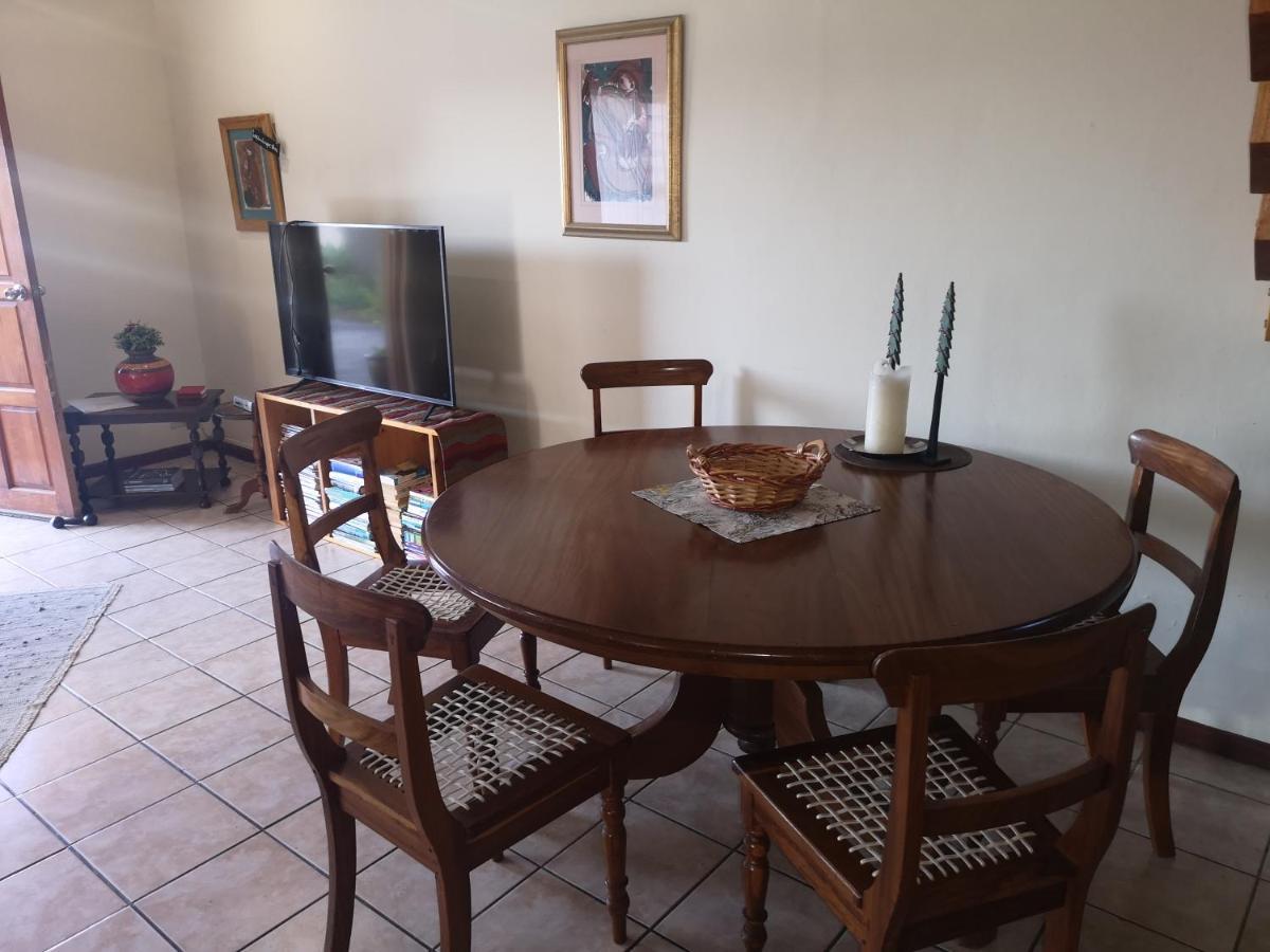 Mackenzies Accommodation East London Εξωτερικό φωτογραφία