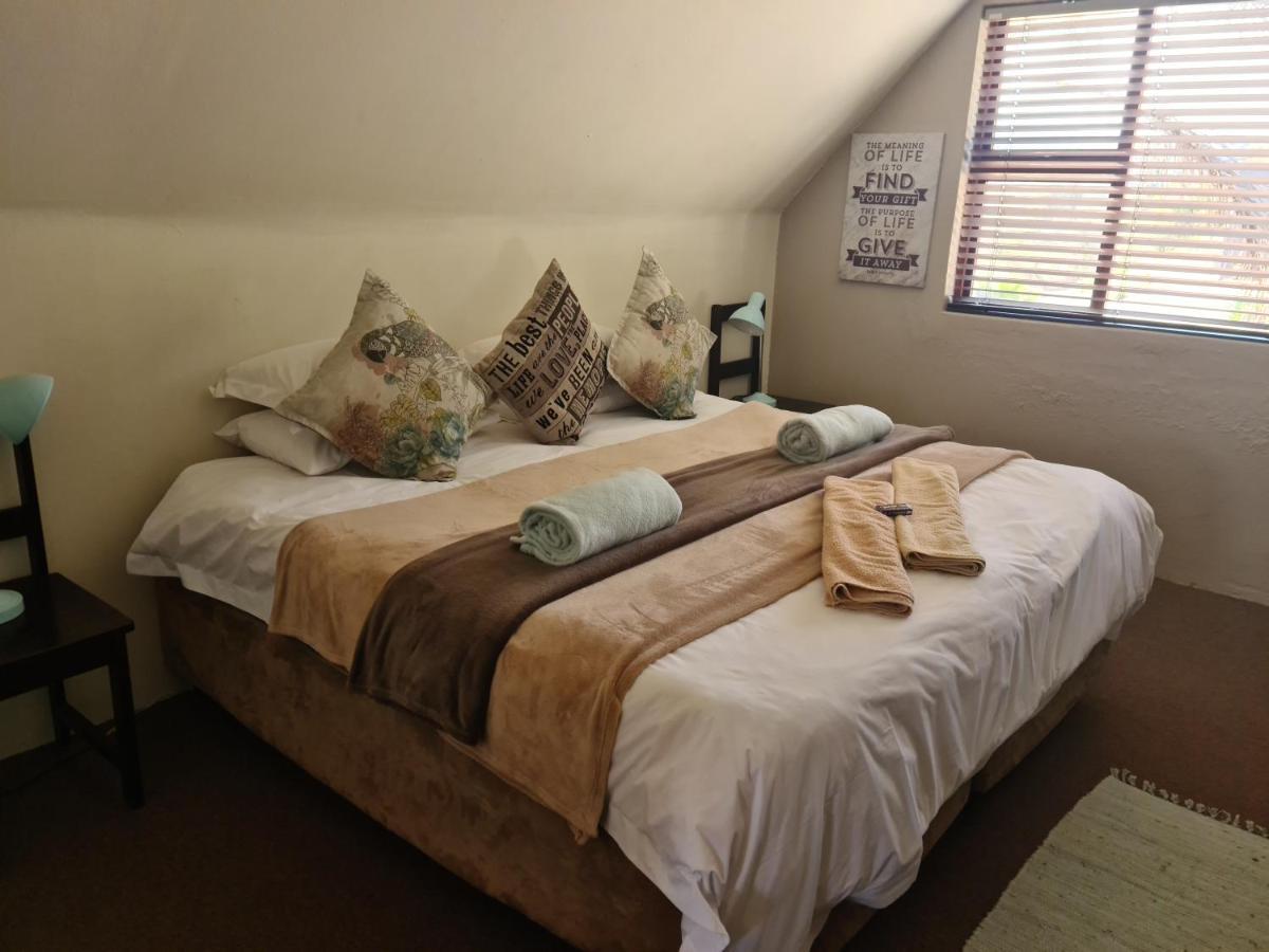 Mackenzies Accommodation East London Εξωτερικό φωτογραφία