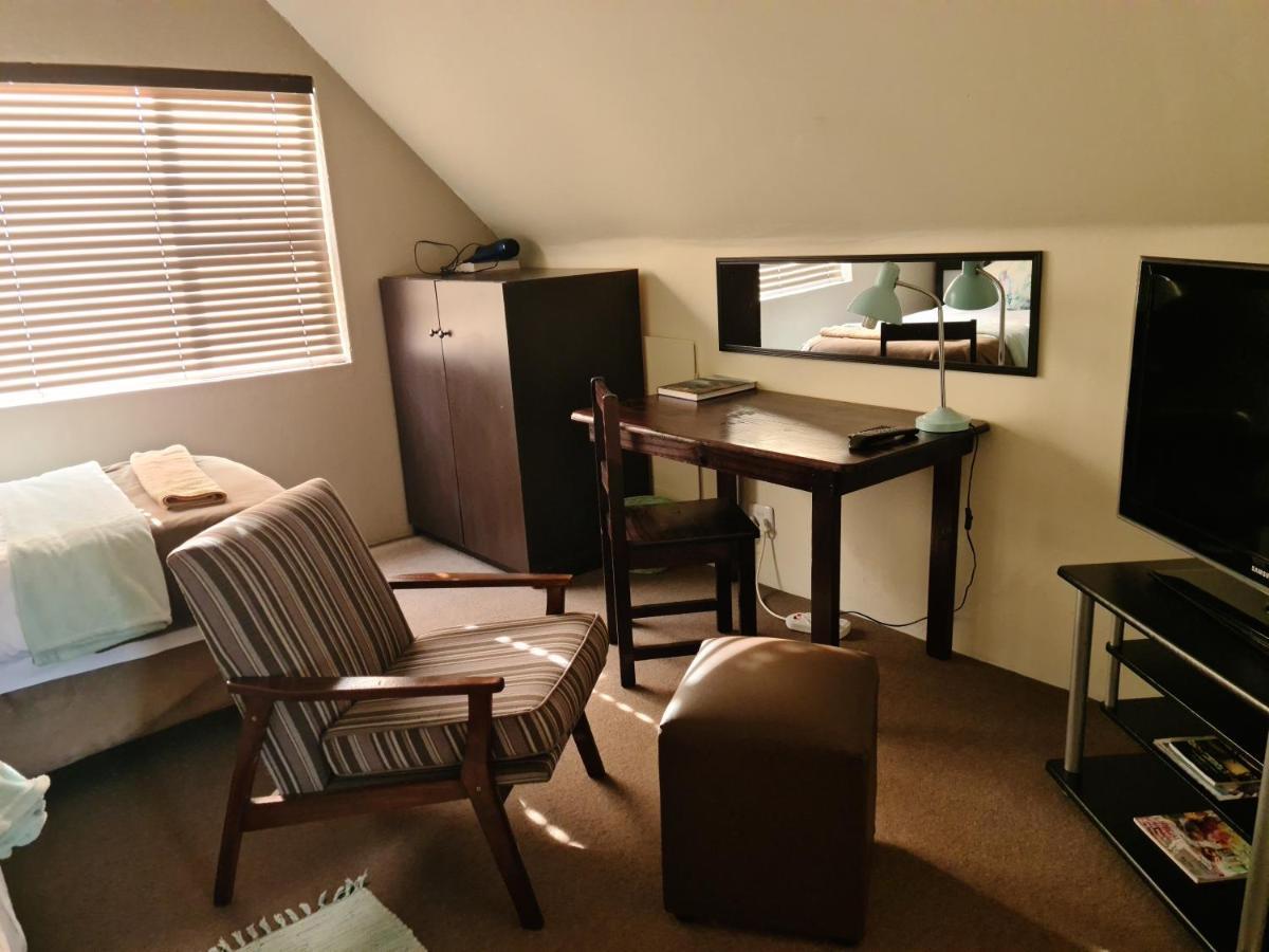 Mackenzies Accommodation East London Εξωτερικό φωτογραφία