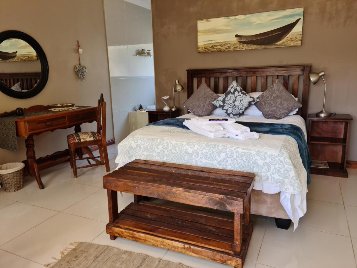 Mackenzies Accommodation East London Εξωτερικό φωτογραφία