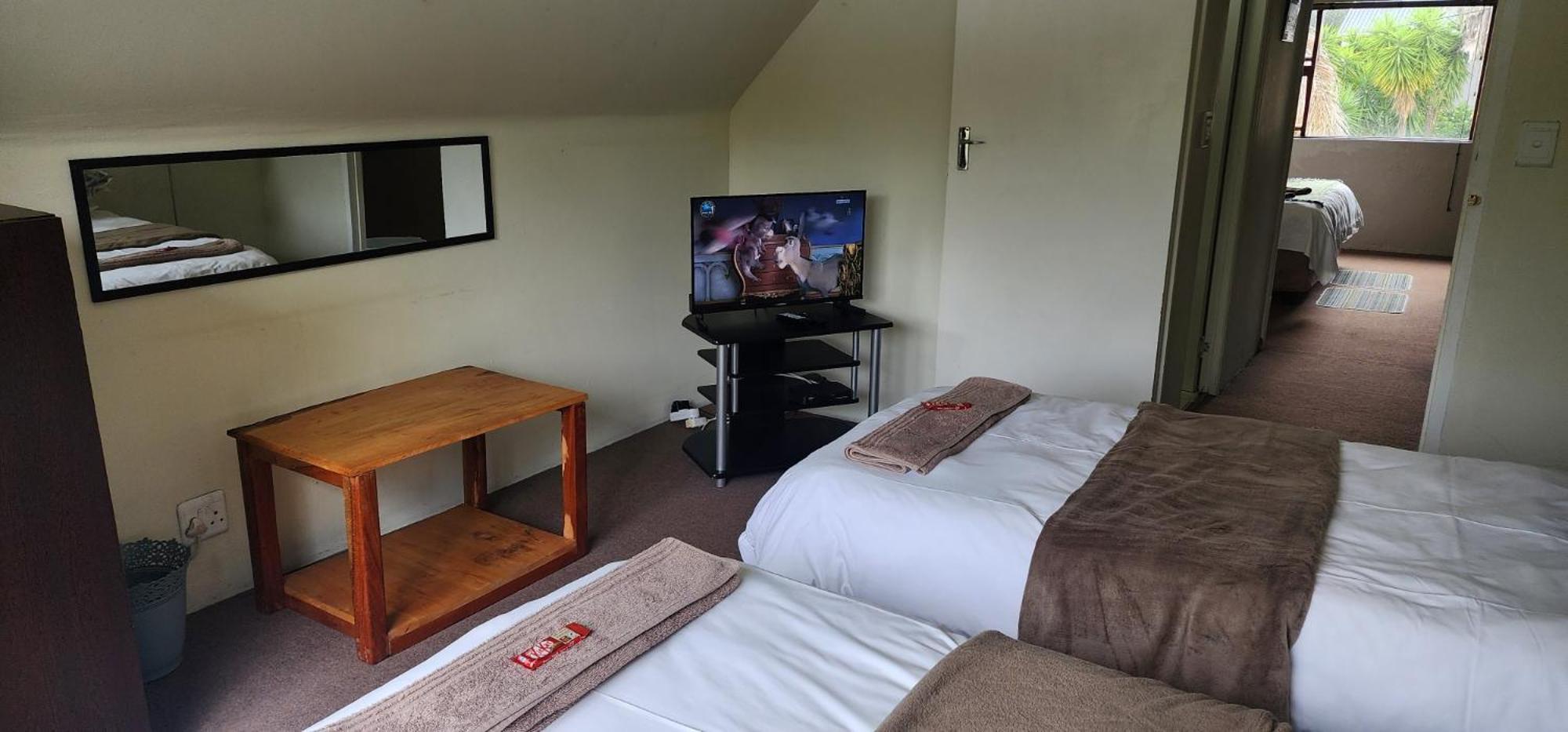 Mackenzies Accommodation East London Εξωτερικό φωτογραφία