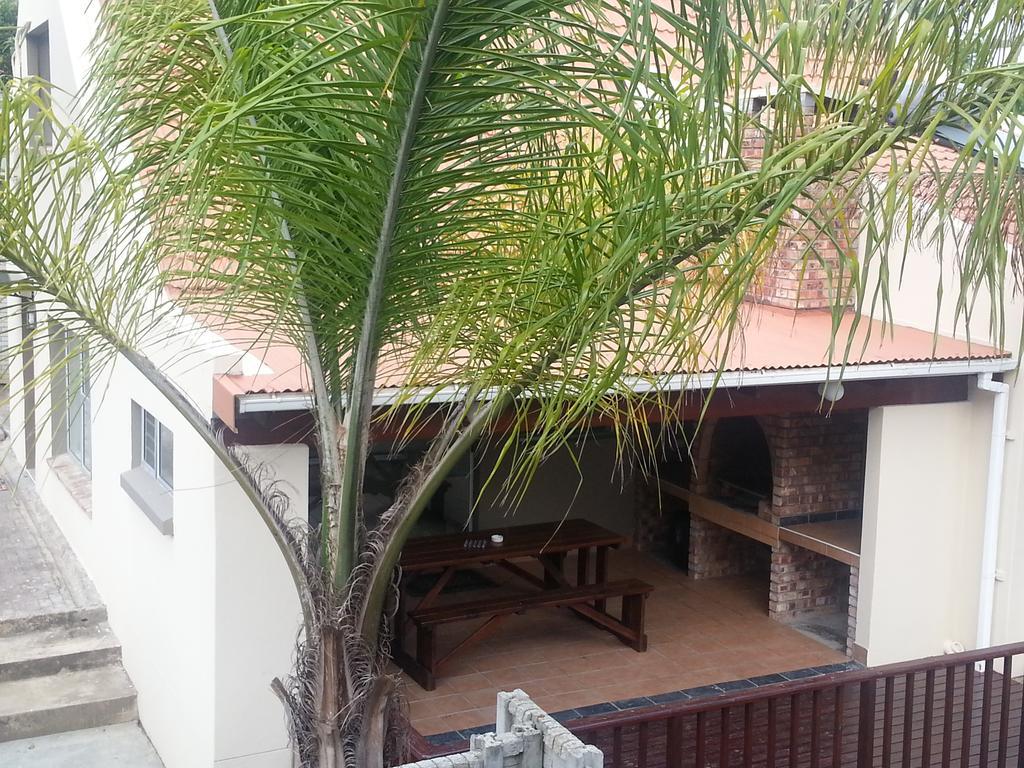 Mackenzies Accommodation East London Εξωτερικό φωτογραφία